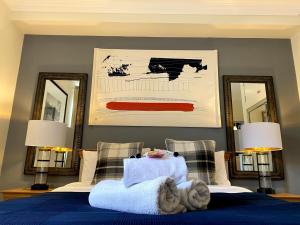 2 Bed Ground floor Apartment with parking