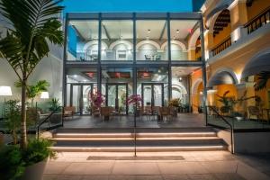Palacio Provincial San Juan, Adults only, Curio Collection by Hilton