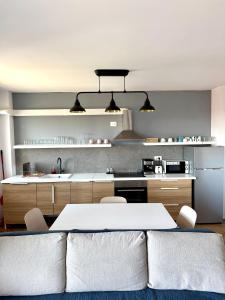 Premium Central Apartment 8