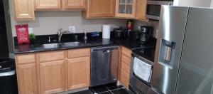 Spacious and Private 3BR, 3BA with free parking near Downtown Washington DC
