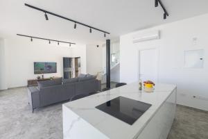 Aqua Pearl Villas
