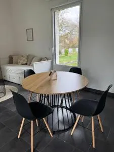 Petite maison cosy avec jardin - 蒙索莱米讷