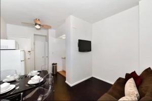 Furnished 2 Bedroom Apartment Midtown West NYC