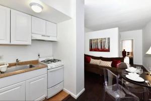 Furnished 2 Bedroom Apartment Midtown West NYC