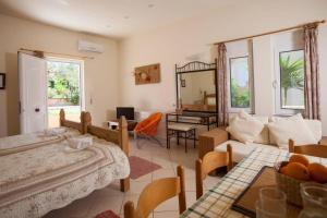 Nea Kydonia suites and studios