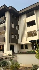 Crystal House - Maitama