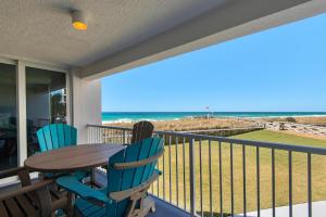 Shoreline Towers 1022