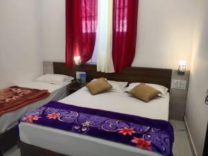 Hotel prisha pahal Home stay