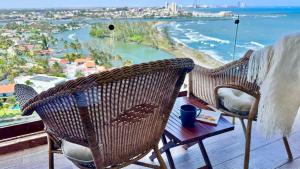 Lujoso Penthouse con alberca vista increíble al Mar y Rio en el Estero