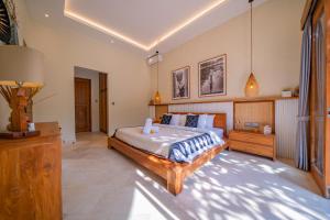 Luxury Balinese Oasis with private pool - 2 BR