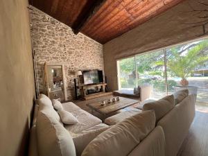 Villas Ales maison de ville tout confort piscine jardin parking 6 personnes : photos des chambres