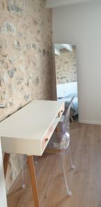 Maisons de vacances Maison de village wifi clim 3 chambres 2 salles de bain : photos des chambres