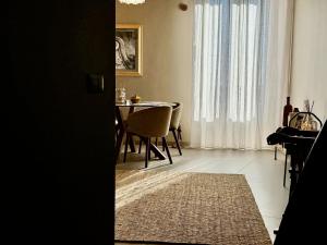 Vittoria 61 Apartment