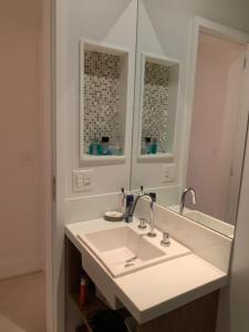 Linda casa em condominio