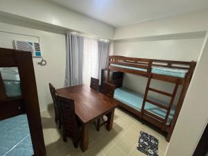 Covent Garden Condo 2117