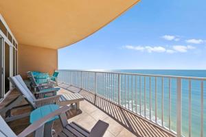 Phoenix Orange Beach 2004 by Youngs Suncoast