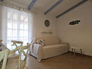 La Casetta Cannigione by Gmb Holidays img6