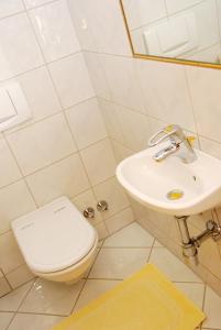 One-Bedroom Apartment with Balcony room in Alpenhotel Seiler