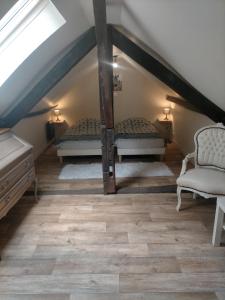 Appartements S Bourgeois 2 Charmant T3 tout equipe au centre : photos des chambres