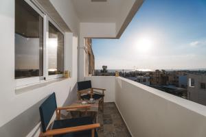 Modern seaview apartment in the heart of Agia Napa