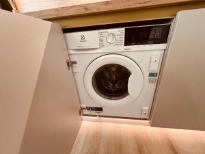 Noble Escale, Plage et Parking