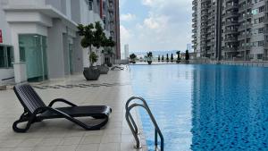 Razak City Fully Air-Con Suite