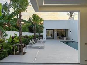 Luxury Modern 3BR Villa - Thala - Ban Tha Rua