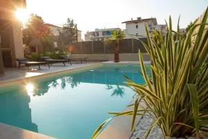 OLIVE Apartments - Néa Michanióna