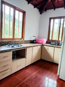 Refugio en el arroyo