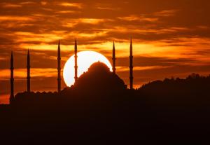 Double or Twin Room with Sea View room in Hotel Momento Golden Horn