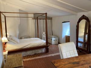Maisons de vacances Charming stone house : photos des chambres