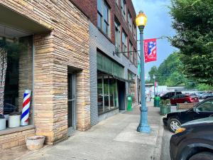 Loft Apartment Historic Downtown Main Street Sylva