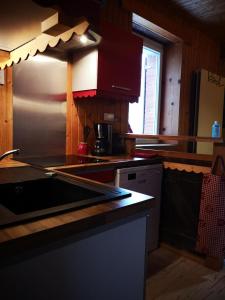 GITE O FIL DU BOIS avec spa et piscine à Longchaumois