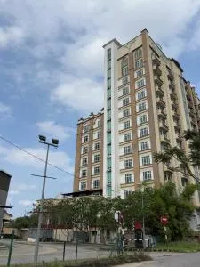 Private Studio Viana Court Service Apartment 6 with private parking - Kampung Pasir Kota