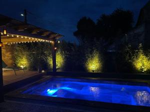 Appartements La Cle des Champs - Studio PiscineSPA-Sauna au jardin tropical idyllique et bucolique : photos des chambres