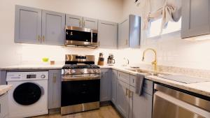 May Private Loft Apartment - 15 Min from Downtown