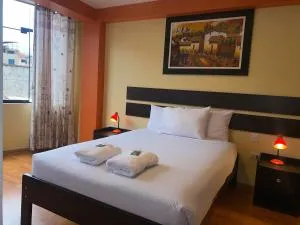 Adriano's Deluxe Apartments 3 - Cotabambas