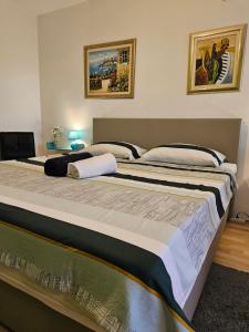 Apartment Symphony with balcony