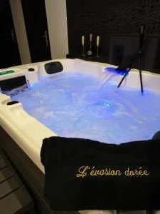 Appartement haut de gamme avec jacuzzi sauna à 5min de la plage à pied - 阿夫勒尔