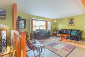 Dream Retreat with 2 Decks