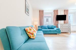 Whats-App Self-Check-IN - vibrant City Life in Graz