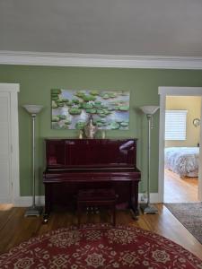 The Ginkgo House