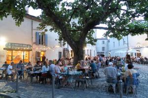 B&B / Chambres d'hotes Les Pertuis Rochelais : photos des chambres