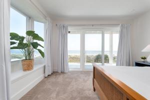 Be A Nomad - 7 Bedroom Beachfront House Jacksonville Beach Sleeps 14