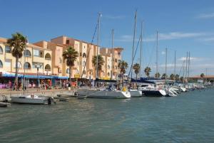 T2 lumineux & paisible à quelques pas du sable fin