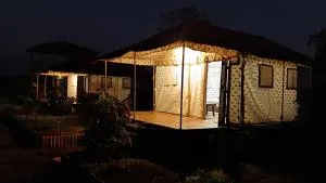 Rakibe farms And Resorts - Nāndur Shingote