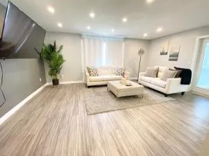 Spacious Drumheller-RetreatMuseum & Golf - Grainger