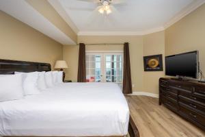 Phoenix West 1203 condo