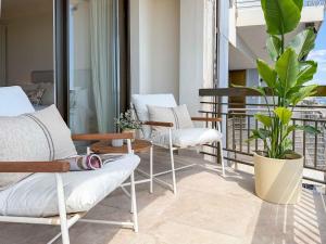 Sofisticación y elegancia en playa del Postiguet