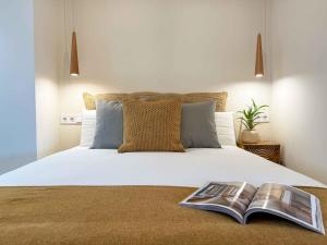 Sofisticación y elegancia en playa del Postiguet